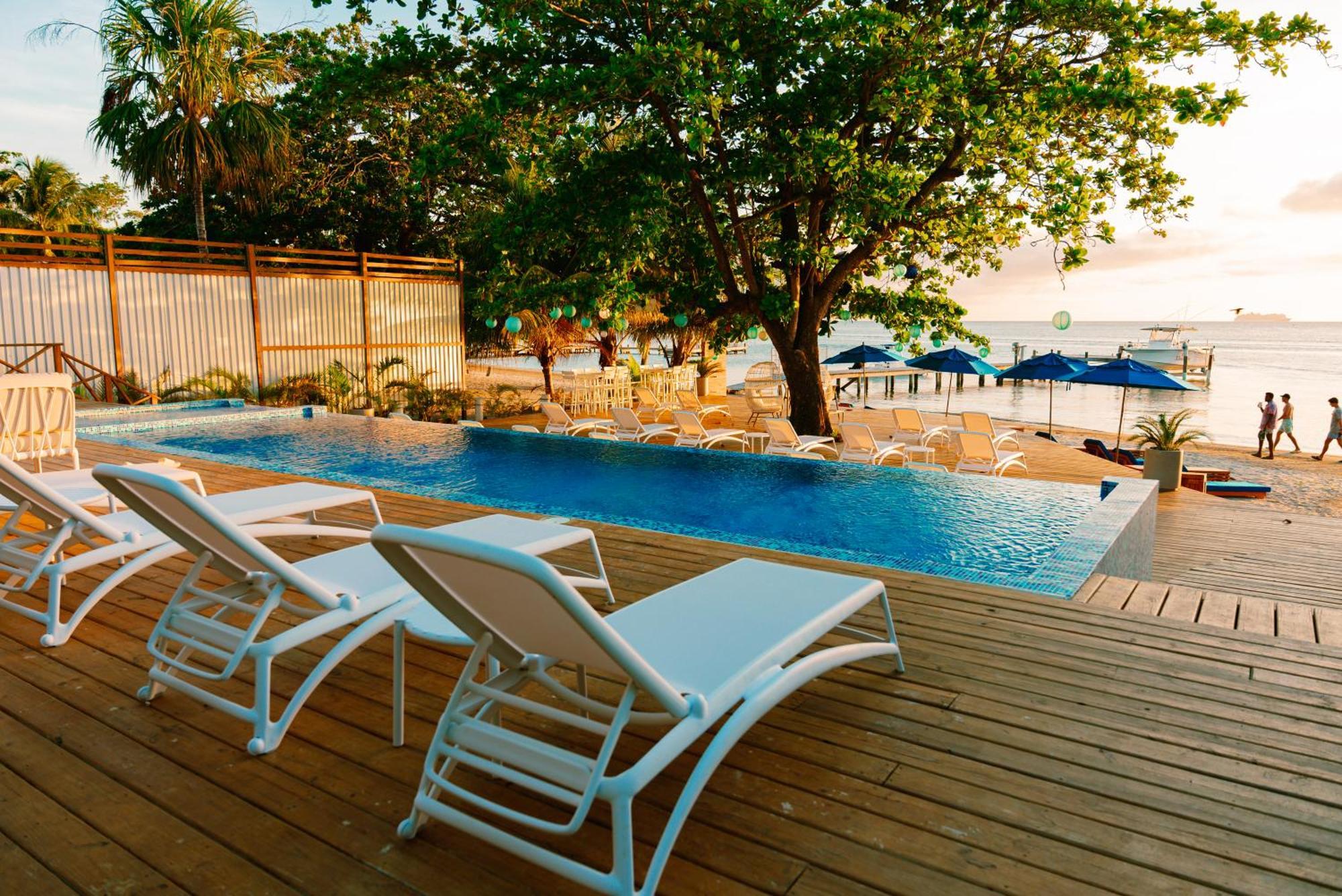 Blue Roatan Resort West Bay Eksteriør bilde